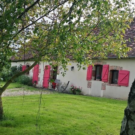 Вилла La Petite Fermette Challuy Экстерьер фото